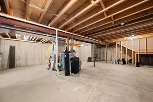 3705 Green Tree Ln, Dekalb, IL 60115 - Photo 34