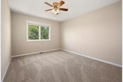 3705 Green Tree Lane, Dekalb, IL 60115 - Photo 22