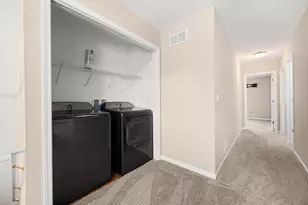 3705 Green Tree Ln, Dekalb, IL 60115 - Photo 18