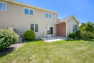 3705 Green Tree Ln, Dekalb, IL 60115 - Photo 28