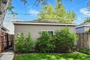 1933 N Lawndale Ave, Chicago, IL 60647 - Photo 32