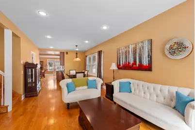 3858 W 99th Street, Evergreen Park, IL 60805 - Photo 6
