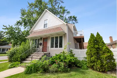 3858 W 99th Street, Evergreen Park, IL 60805 - Photo 2