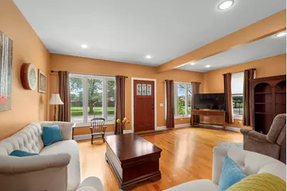 3858 W 99th Street, Evergreen Park, IL 60805 - Photo 4