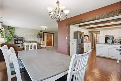 409 E Oak Street, Fairbury, IL 61739 - Photo 26