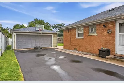 [Address not provided], Midlothian, IL 60445 - Photo 18
