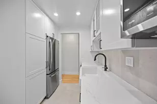 415 S Lombard Ave, Oak Park, IL 60302 - Photo 8