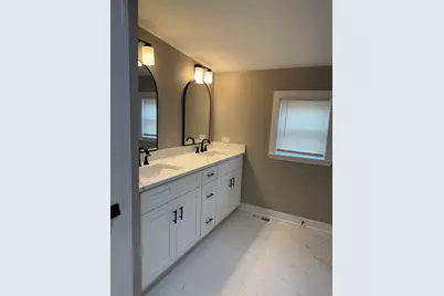 1648 Wisconsin Avenue, Berwyn, IL 60402 - Photo 6