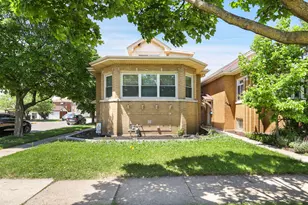 1648 Wisconsin Ave, Berwyn, IL 60402 - Photo 1