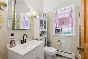 6630 N Maplewood Ave, Chicago, IL 60645 - Photo 14