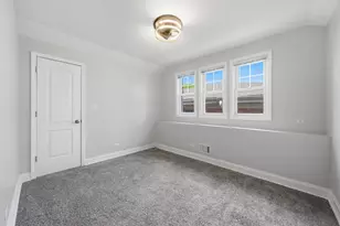 7247 S Luella Ave, Chicago, IL 60649 - Photo 26