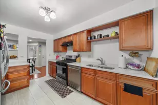 1265 Ranchview Ct, Buffalo Grove, IL 60089 - Photo 4