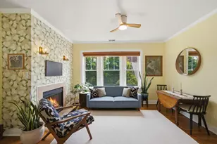 1919 N Bissell St, Chicago, IL 60614 - Photo 2