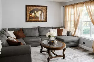 3401 W 62nd Pl, Chicago, IL 60629 - Photo 2