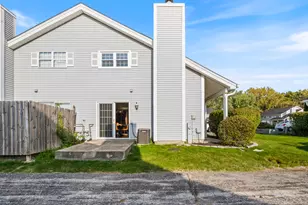 19424 Cypress Dr, Country Club Hills, IL 60478 - Photo 16