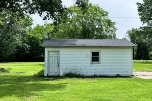 17 Crestwood, Centralia, IL 62801 - Photo 8
