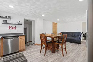 526 E Orange St, Geneseo, IL 61254 - Photo 10