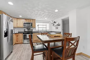 526 E Orange St, Geneseo, IL 61254 - Photo 6