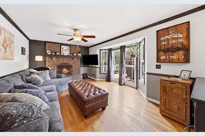 260 Hillhurst Drive, Cary, IL 60013 - Photo 14