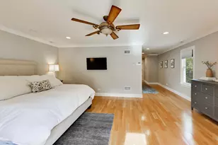 713 N Beverly Ln, Arlington Heights, IL 60004 - Photo 18