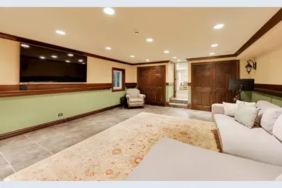 713 N Beverly Lane, Arlington Heights, IL 60004 - Photo 34