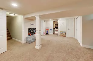 713 N Beverly Ln, Arlington Heights, IL 60004 - Photo 30