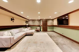 713 N Beverly Ln, Arlington Heights, IL 60004 - Photo 32
