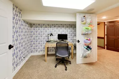 713 N Beverly Lane, Arlington Heights, IL 60004 - Photo 36