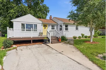 311 S 2nd Avenue, Chenoa, IL 61726 - Photo 2