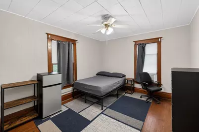 226 W Locust Street, Dekalb, IL 60115 - Photo 18