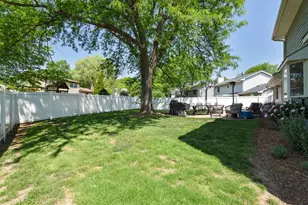 1129 Tamarack Ln, Libertyville, IL 60048 - Photo 38