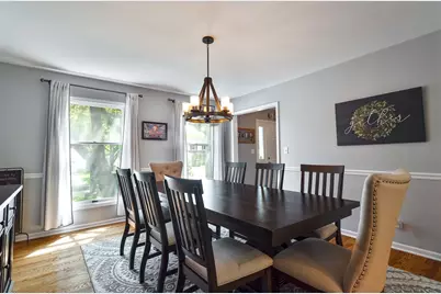 1129 Tamarack Lane, Libertyville, IL 60048 - Photo 8