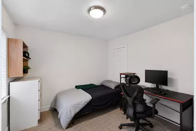 533 College Avenue, Dekalb, IL 60115 - Photo 22