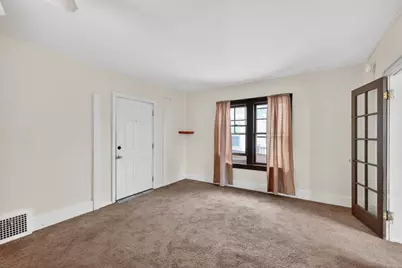 533 College Avenue, Dekalb, IL 60115 - Photo 8