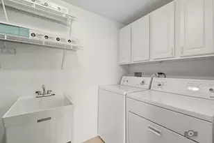 7927 Trinity Cir, Tinley Park, IL 60487 - Photo 16