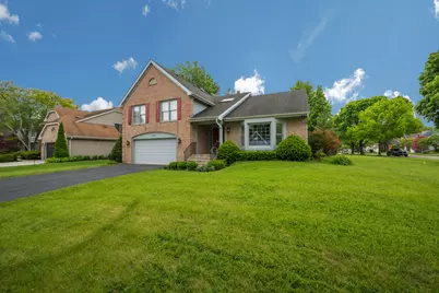 1046 E Amberwood Circle, Naperville, IL 60563 - Photo 1