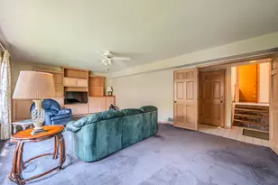 1046 E Amberwood Circle, Naperville, IL 60563 - Photo 12