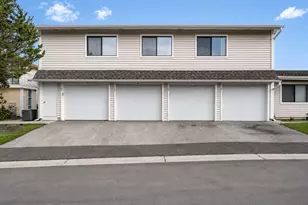 707 Sunfish Point, Schaumburg, IL 60194 - Photo 1