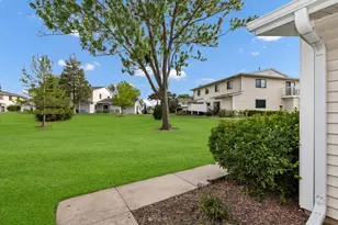 707 Sunfish Point, Schaumburg, IL 60194 - Photo 4