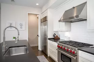 2755 N Lakewood Ave, Chicago, IL 60614 - Photo 10