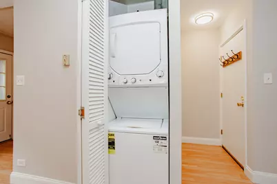 7521 N Damen Avenue #K1, Chicago, IL 60645 - Photo 8