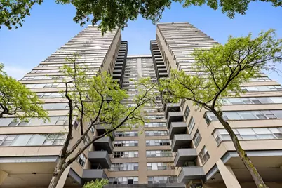 6301 N Sheridan Road #10F, Chicago, IL 60660 - Photo 1