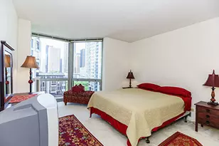 195 N Harbor Dr, Chicago, IL 60601 - Photo 2
