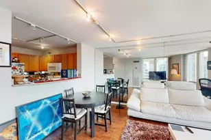 345 N LaSalle St, Chicago, IL 60654 - Photo 12