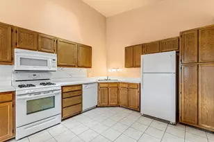 19925 S Edinburgh Ln, Frankfort, IL 60423 - Photo 2