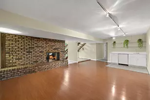8929 Robin Hill Road Dr, Woodstock, IL 60098 - Photo 34