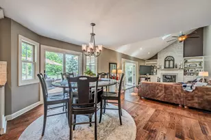 24146 Brancaster Dr, Naperville, IL 60564 - Photo 14