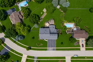 24146 Brancaster Dr, Naperville, IL 60564 - Photo 70