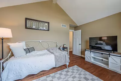 24146 Brancaster Drive, Naperville, IL 60564 - Photo 32