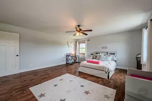 24146 Brancaster Dr, Naperville, IL 60564 - Photo 48